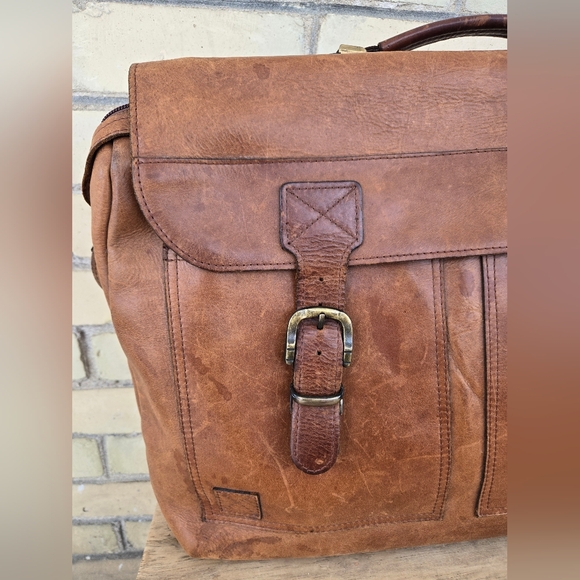Vintage Leather Briefcase - Picture 3 of 13
